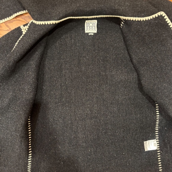 Toteme Scarf Jacket - Picture 9 of 9